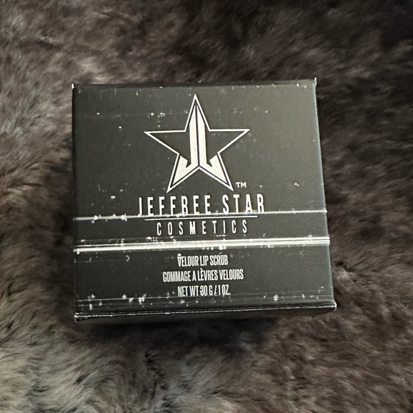 Jeffee Star Diet Shane Lip Scrub - Picture 2 of 6